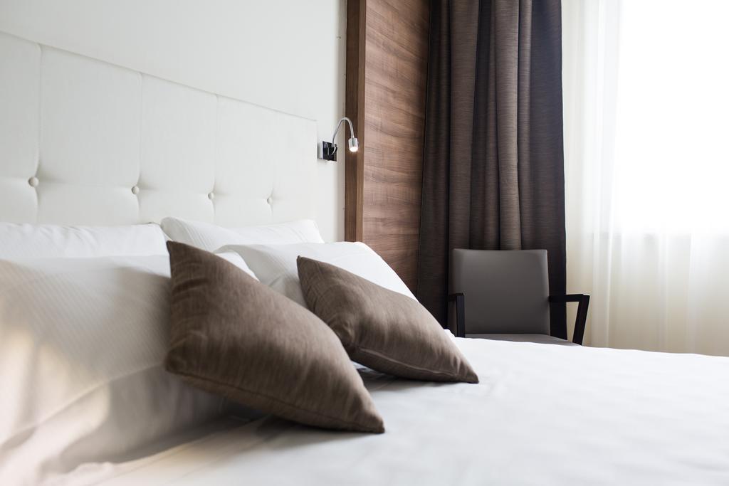 Street Hotel Comacchio Ruang foto