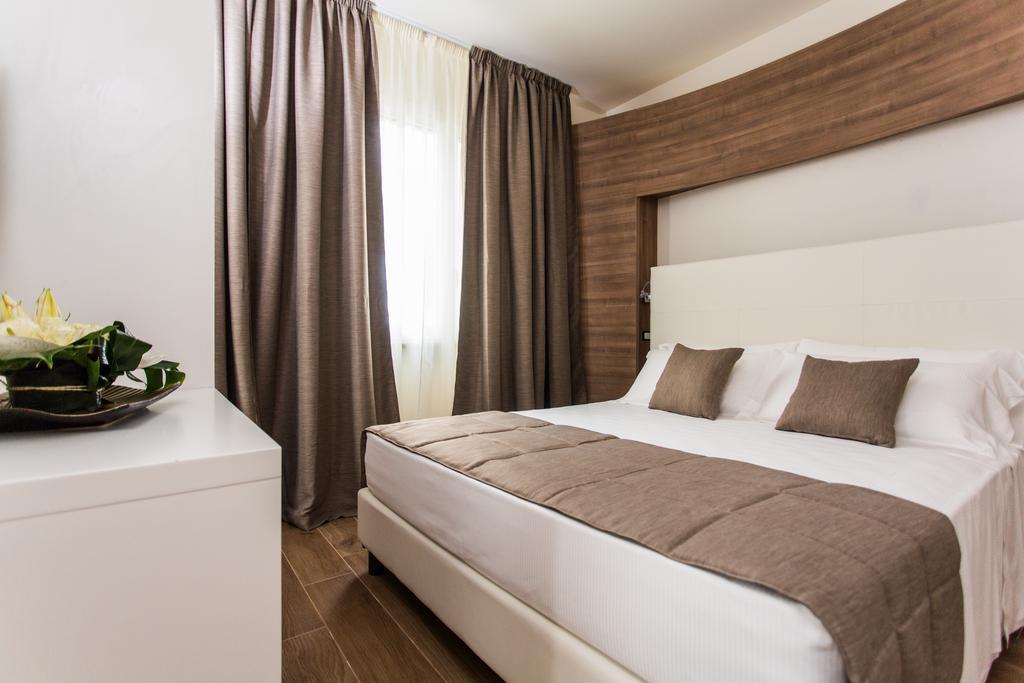 Street Hotel Comacchio Ruang foto